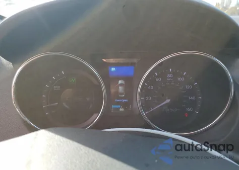 2015 Hyundai Sonata Hybrid z USA, uszkodzony, nr VIN KMHEC4A45FA124883